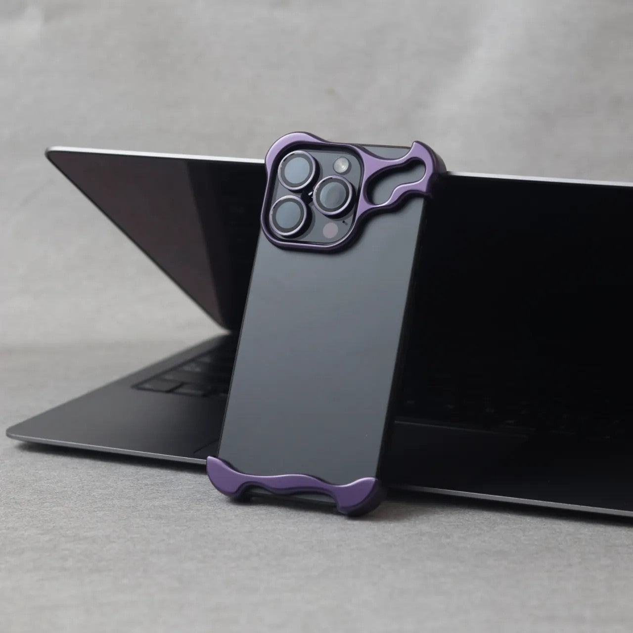 Zinc Alloy Suitable For IPhone Cases